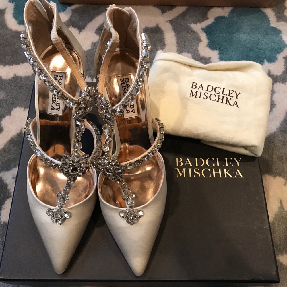 badgley Mischka wedding shoes